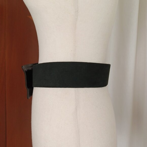 Vintage Black Suede Waist Belt w/Beaded Accent, 29-30" - Picture 2 of 6